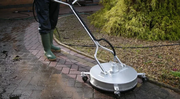 pressure-washer-surface-cleaner-with-wheels